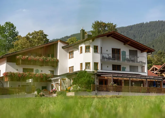 Hotel Arnika Garni 4*